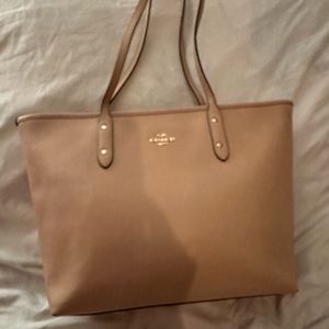 Coach tote